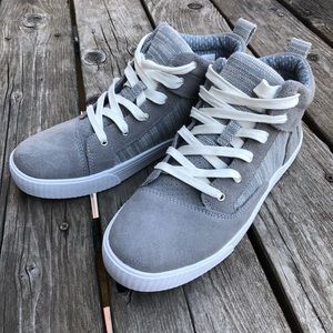 NWOT TOMS • Gray Suede Women’s Camila High Sneaker